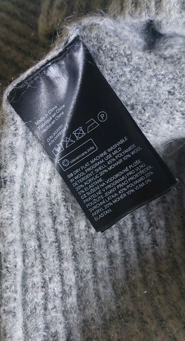 Sukienka z wełna i moherem