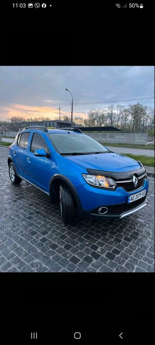 Автомобиль Sandero Stapway