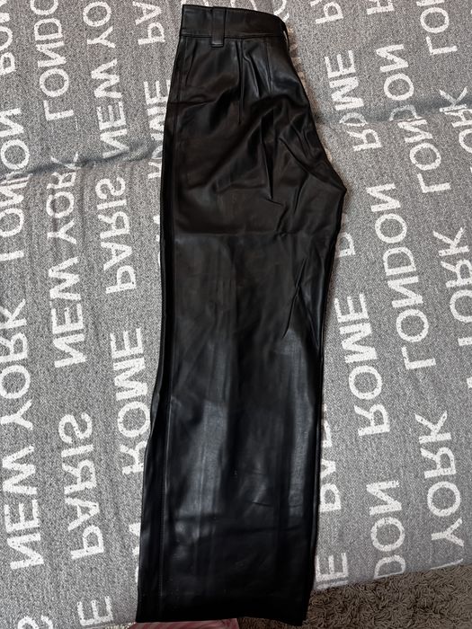Шкіряні штани zara