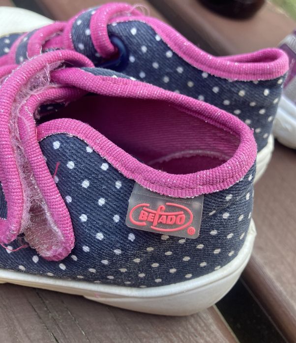 Trampki dla dziewczynki rozmiqr 24 używane