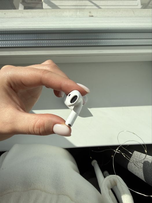 Лівий навушник для Apple AirPods 4 ANC
