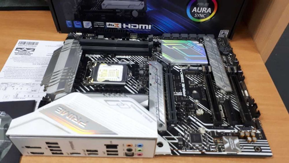 Материнська плата Asus Prime Z590-A