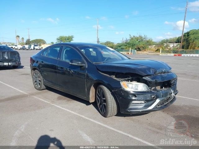 Volvo S60 2016 2.0 в Києві