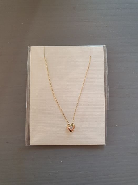 Złoty łańcuszek z zawieszką serduszkiem