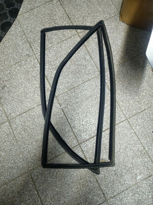 Vidros  traseira seat ibiza 6k2