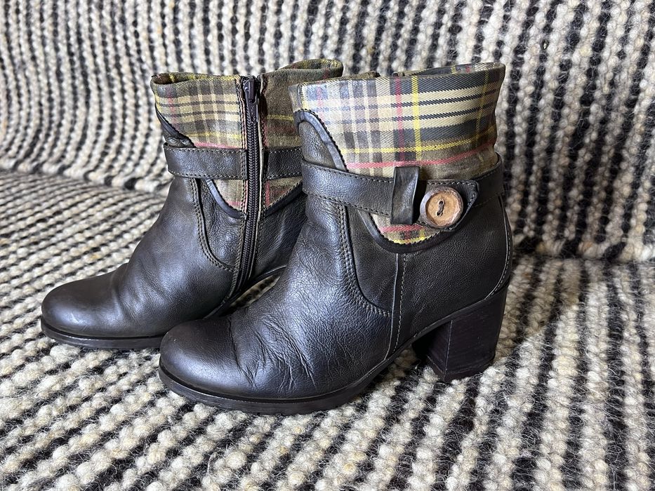 Ботільони Manas Design шкіряні