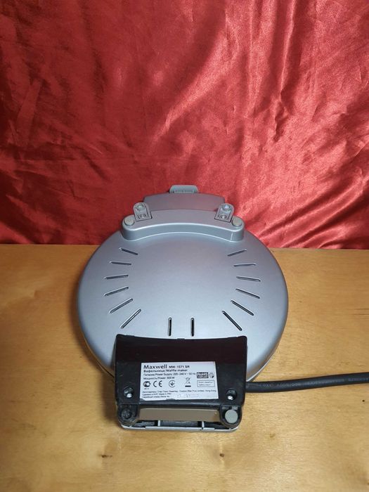 Вафельница  MAХWELL  MW – 1571 – SR.