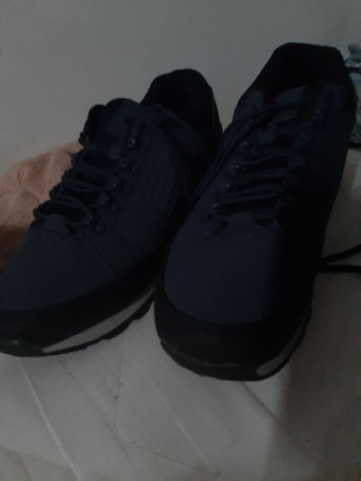 Czarne buty męskie Vty