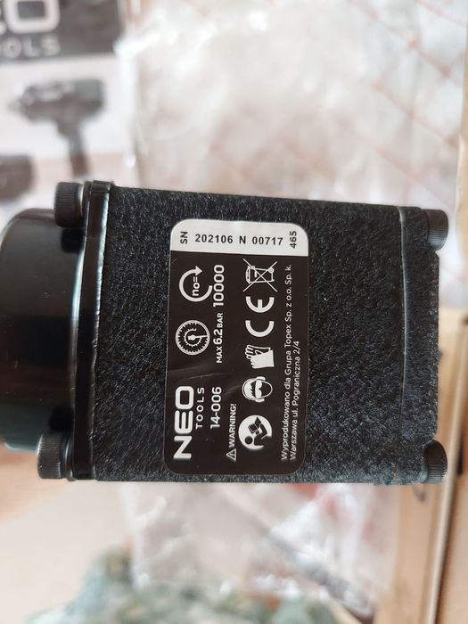 Гайковерт ударний NEO Tools 14-006 1/2" 680 Нм