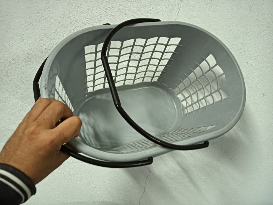 cestos variados cada 2 eur