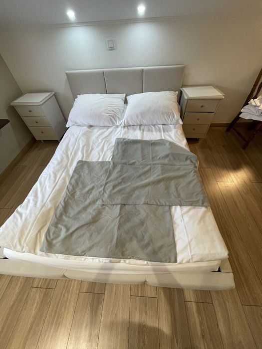 Dwie poszewki na poduszki 80 80 cm, poliester