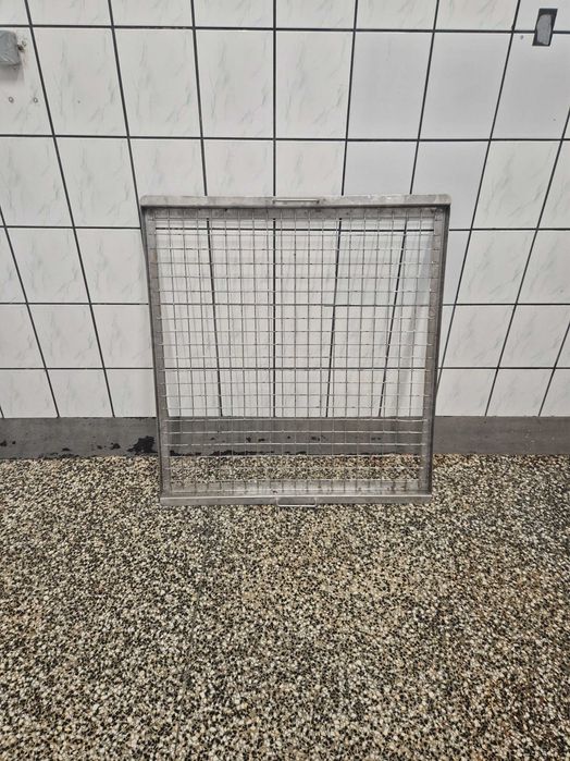 Siatka nierdzewna do wózków wędzarniczych