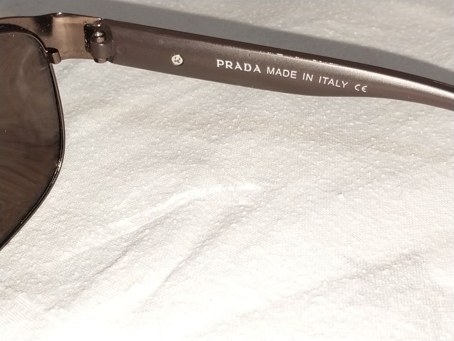Солнцезащитные очки Prada s 66 (коричневый)
