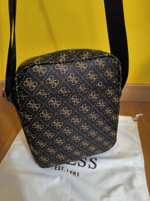 Bolsa / Mala tiracolo Guess