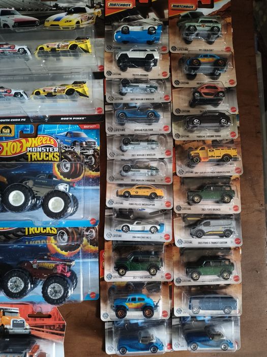 Lote Hot Wheels/Matchbox/Majorette