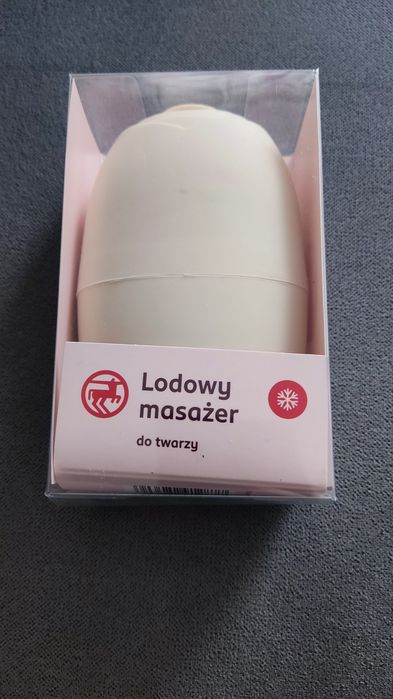 Lodowy masażer do twarzy