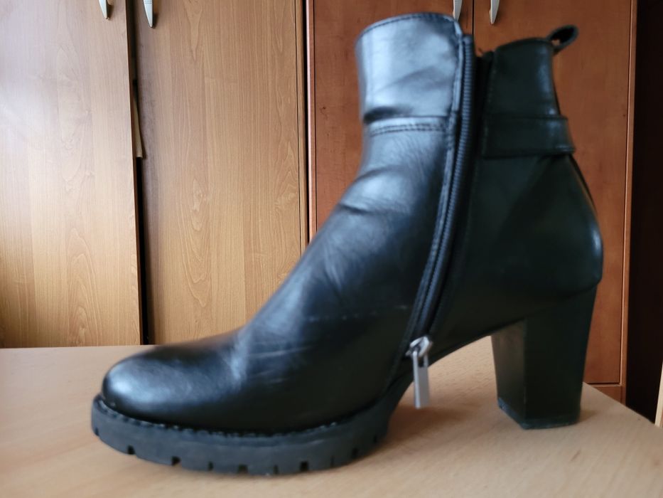 Botki czarne 40 Suzana