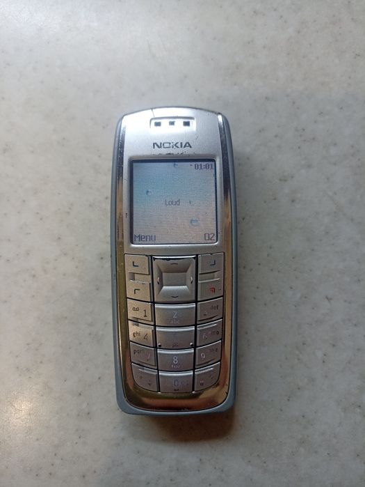 Телефон Nokia 3120 з Англії