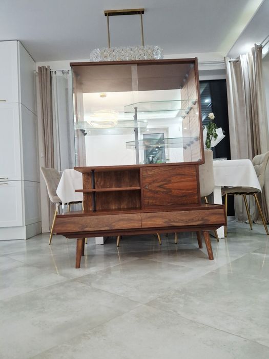 witryna gablotka serwantka oszklona z barkiem Design PRL