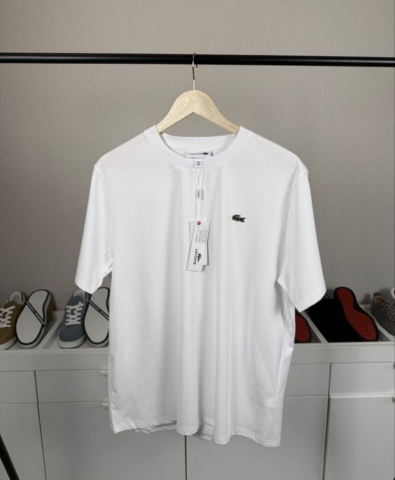 Футболка Lacoste. В НАЯВНОСТІ!!!