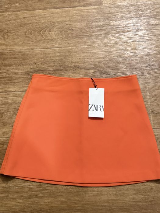 Спідниця від Zara нова