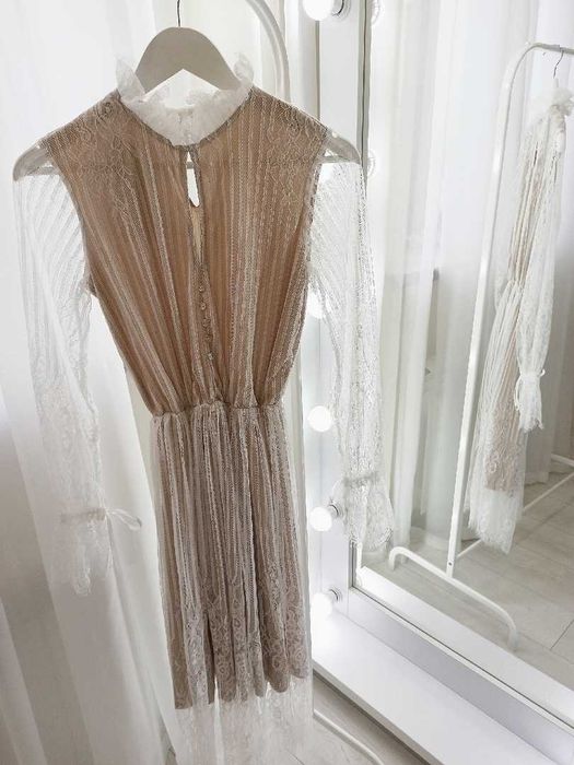 Сукня мереживна гіпюрова