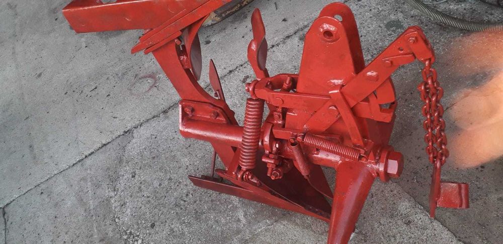 Charrua 10-12" para trator