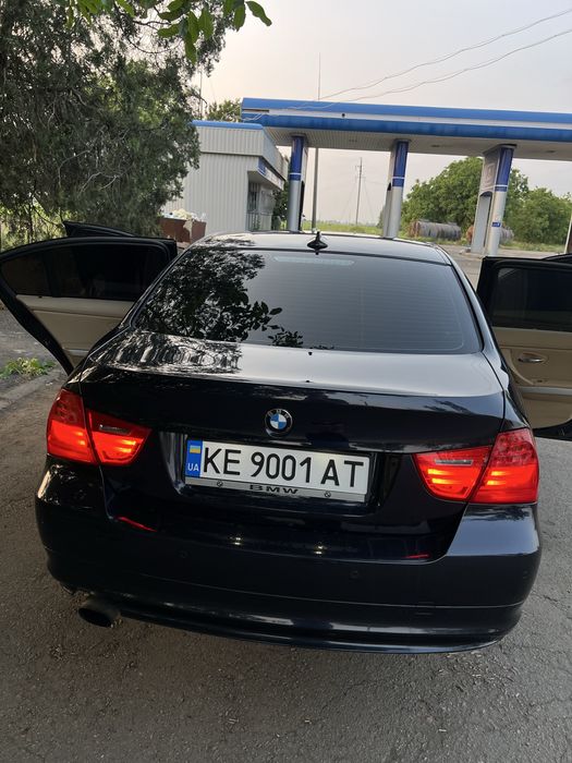 BMW 318i 2008 год