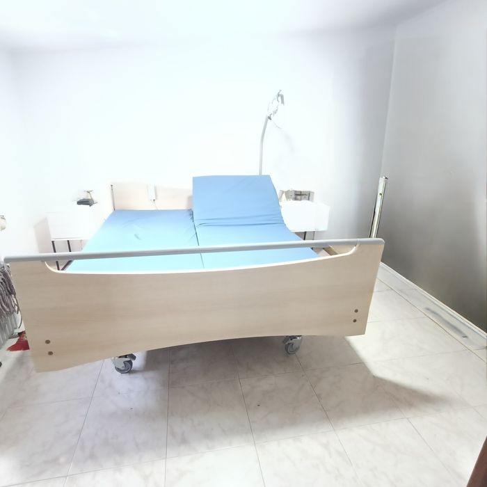 OPORTUNIDADE – Cama Elevatória de Casal Completa