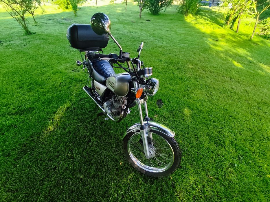 Suzuki GN 125 Motocykl