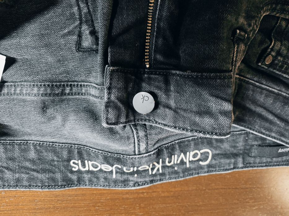 Calças de ganga Calvin Klein preto escovado W34 L32 modelo Slim