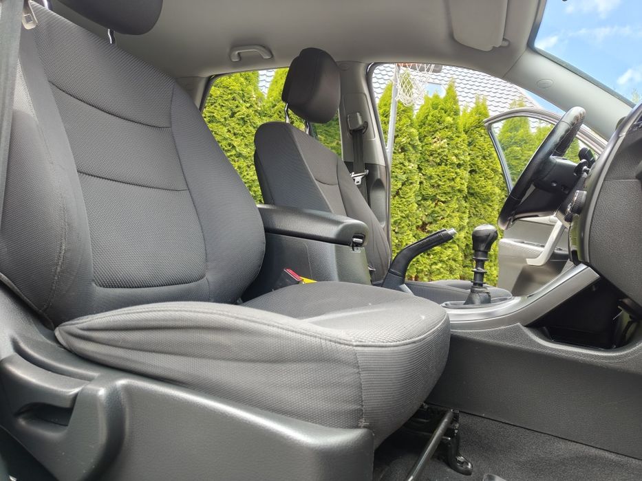 Kia Sorento 2.2 CRDi 200KM Attract 2WD Perfekcyjny Zadbany Extra