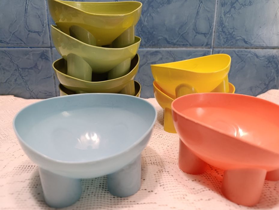 Миска для котика песика