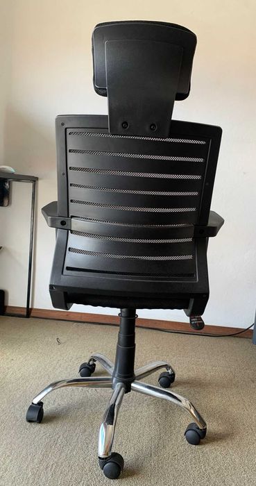Cadeira de Escritório Ergonômica - Oportunidade Unica!