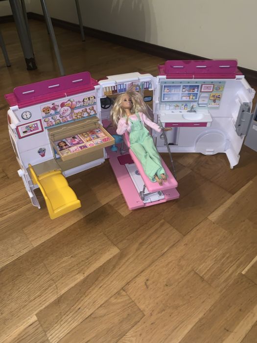 Bonecas crianca (L.O.L, Nancy e Barbie)