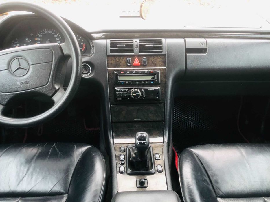 мерседес W210 e class