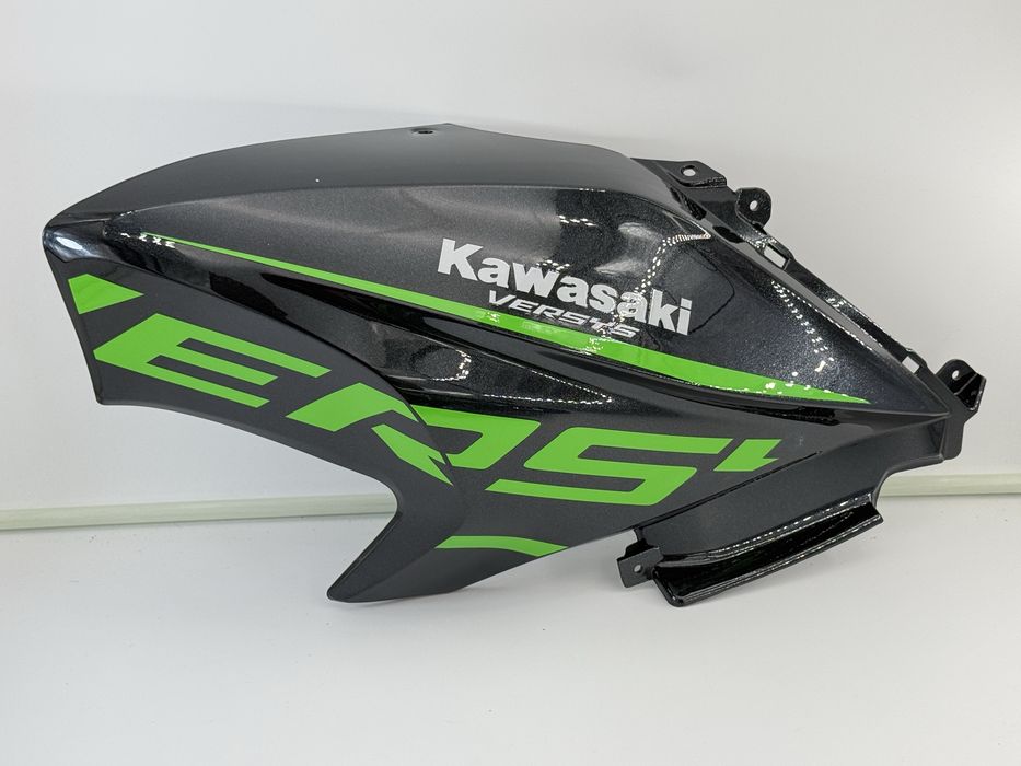 Kawasaki versys 650 bok boczek owiewka L P