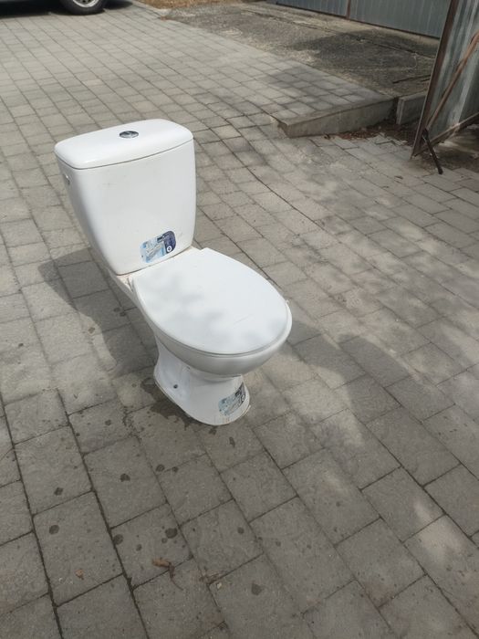 Muszla klozetowa z dolnopłukiem