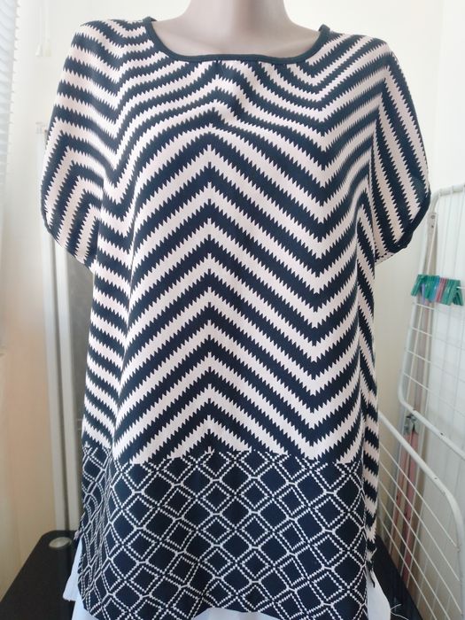 Блузки жіночі розмір L-XL ,стан ідеальний