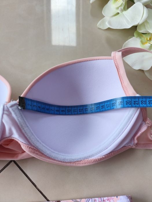 NOWY trzyczęściowy zestaw plażowy bikini  L 40