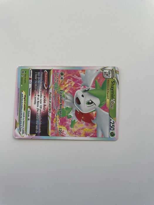 Cartas colecionáveis Pokemón