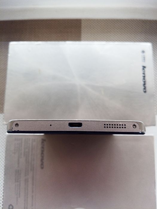 Lenovo K920 (Vibe Z2 pro) Golden.