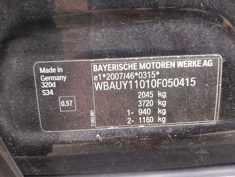 Maska BMW E90 E91 lift
