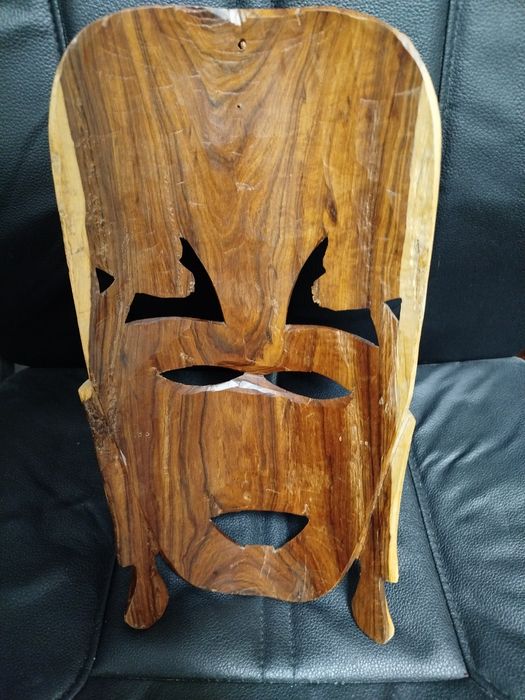 Máscara decorativa africana