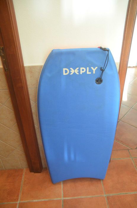 Prancha Bodyboard + skimboard + pé de pato