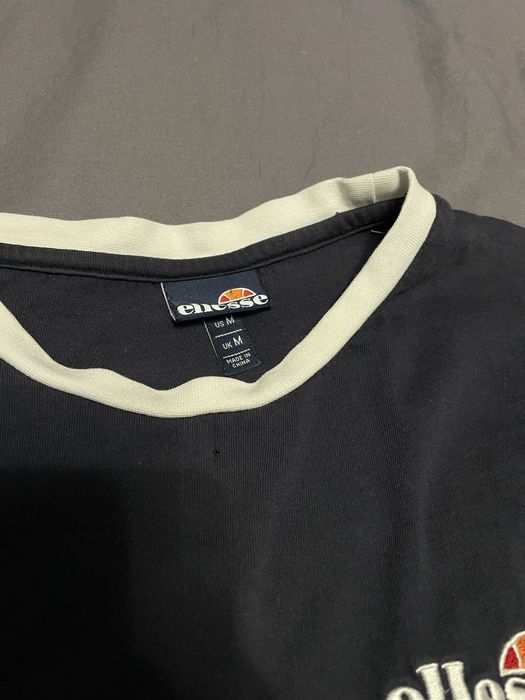 Продам футболку ellesse
