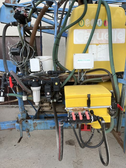 Opryskiwacz caruelle 3000l  24m komputer