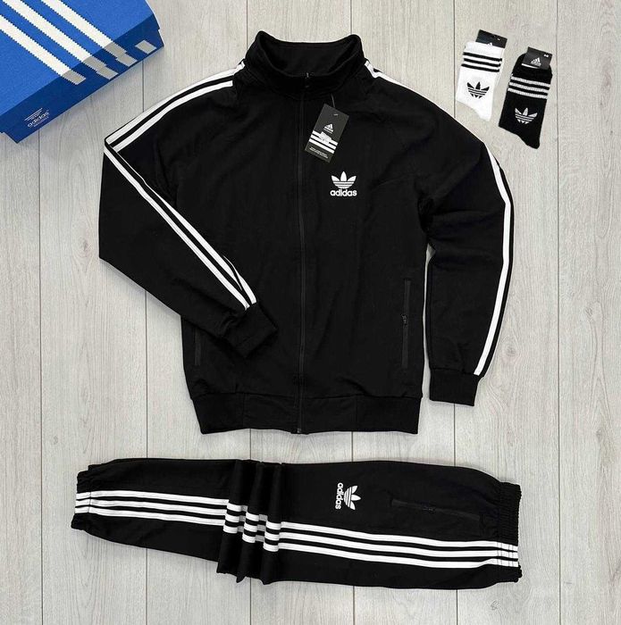 Чоловічий спортивний костюм Adidas демісезонний чорний двонитка на змійці з лампасами олімпійка та штани Адідас | Мужской спортивный костюм Адидас