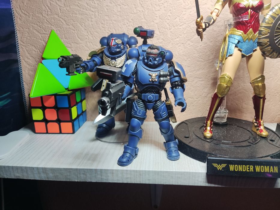 Фигурка Space Marines Joy Toy Warhammer Ultramarines
