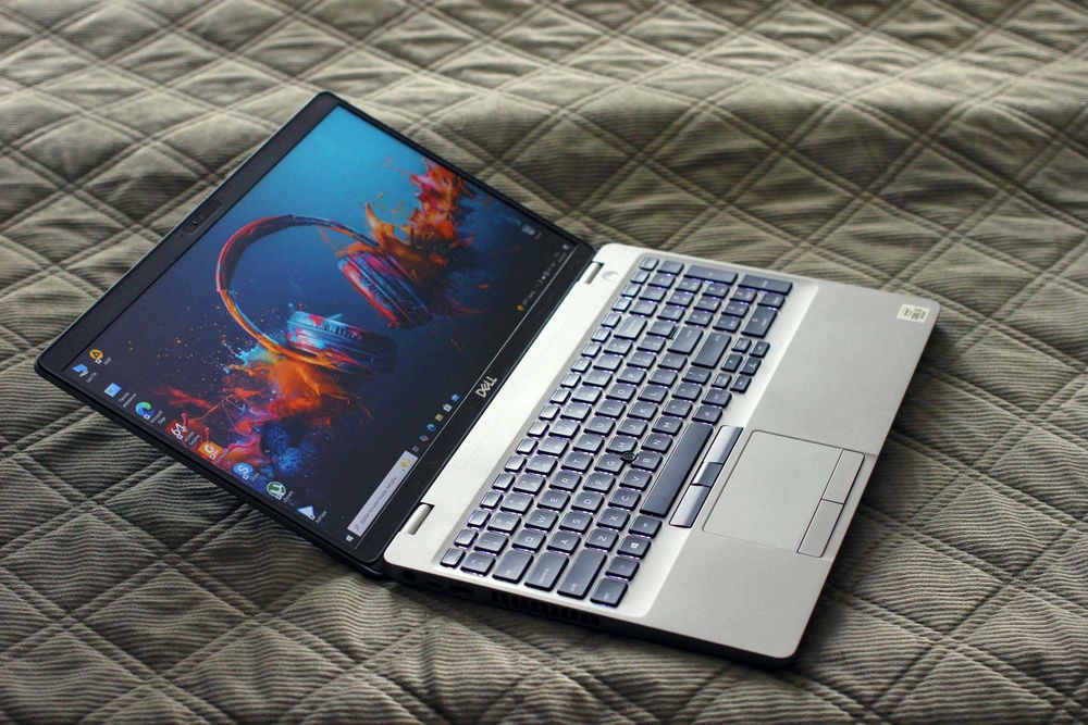 Dell 5510/2021г/Core i5-10210 8x!/Видео2GB/16GB/SSD256/АКБ 6ч/15.6 ips FHD